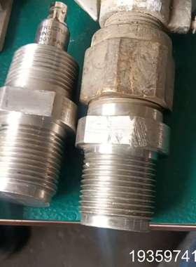 两件   GE插入式超声波探头  型号TYPE4，两件管议价