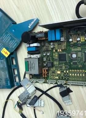 奥斯电梯配件蓝色DO2000门机盒GBA24350AW11议价