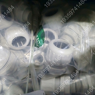 型号：AZF 21.2 议价 M20 浪管固定头