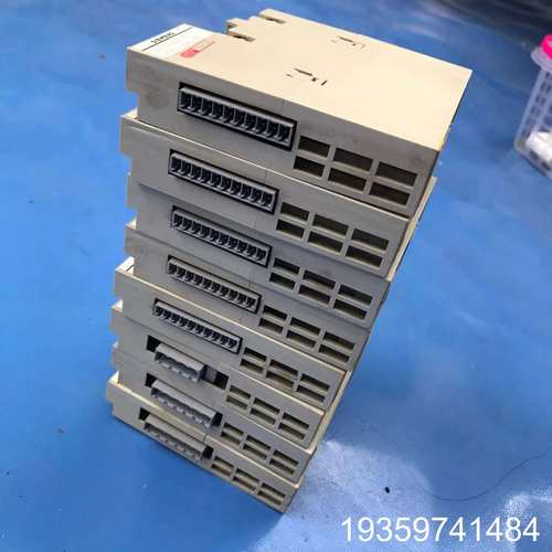 PLC  6FC5111-0CA02-0AA1(2台)议价