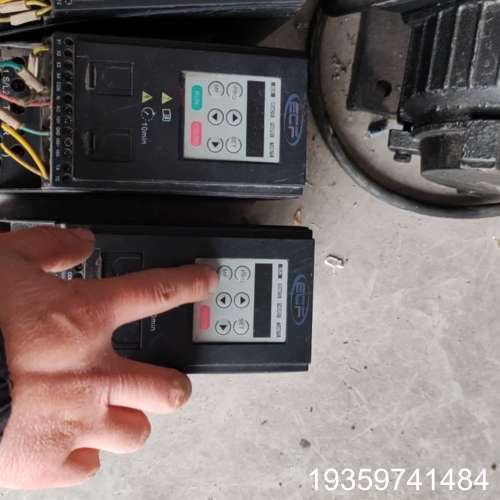 奕创飞ECF80-3R7G3变频器3.7KW/380V剪议价