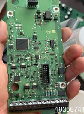 丹佛斯变频器主板132B7026DB/0500议价