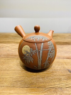 日本常滑烧雕刻师 吉川雪堂朱泥雕刻彩绘月下竹影侧把急须壶陶壶