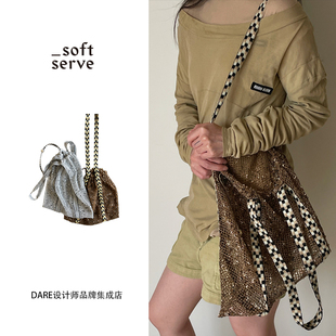 Dare买手店 SoftServe黑白棕美味威化抽绳网兜包包夏天手提单肩包
