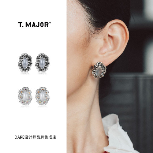 耳钉绽放曼陀罗花马眼白玛瑙