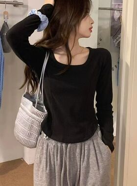黑色方领德绒打底衫女秋冬内搭长袖T恤收腰修身纯欲洋气鱼骨上衣