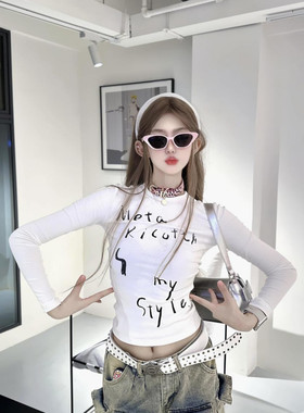 美式复古白色正肩长袖T恤女夏2025新款显瘦修身印花收腰辣妹上衣