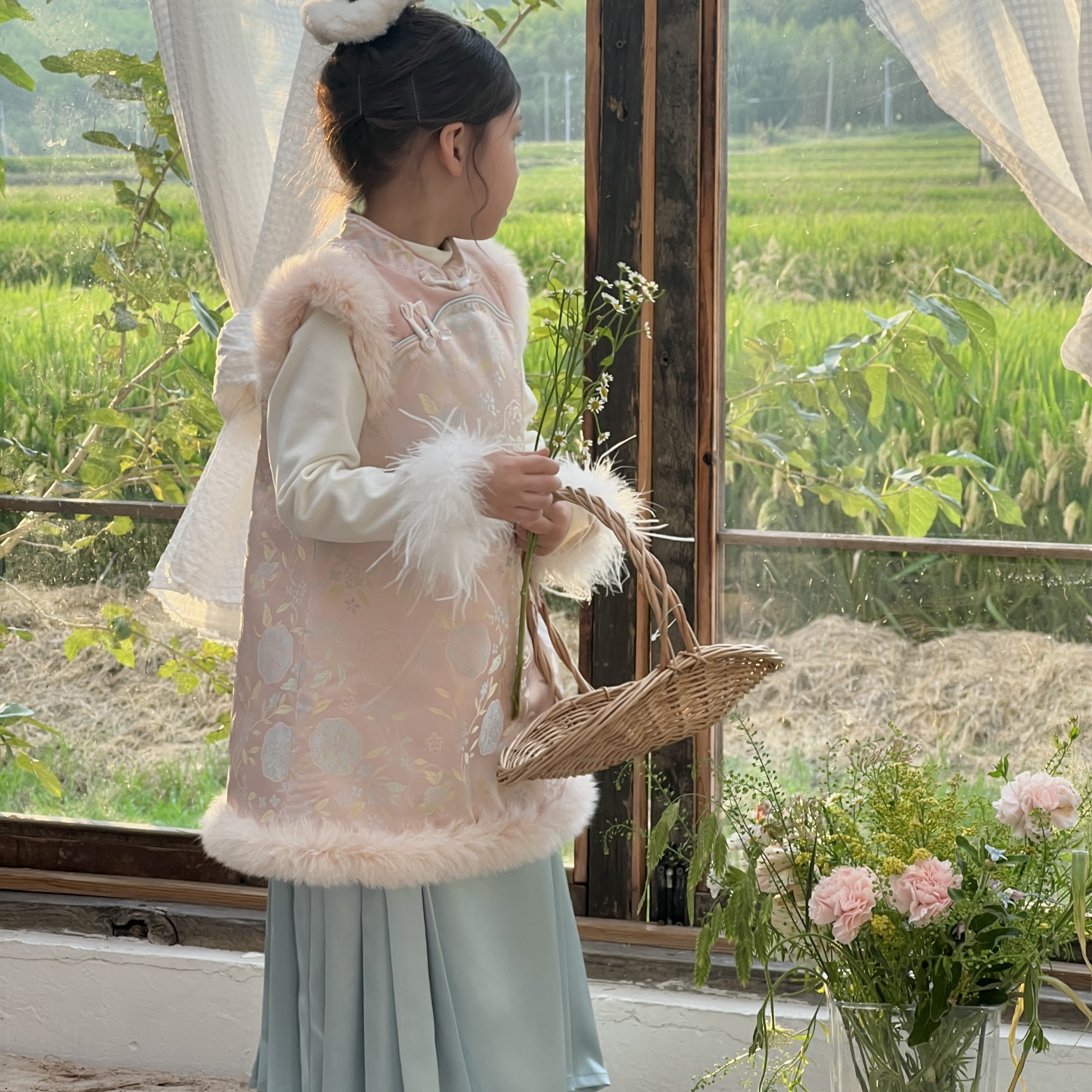 「海棠梦」2025新款女童古风轻奢粉粉嫩嫩女宝新中式马甲裙小套装