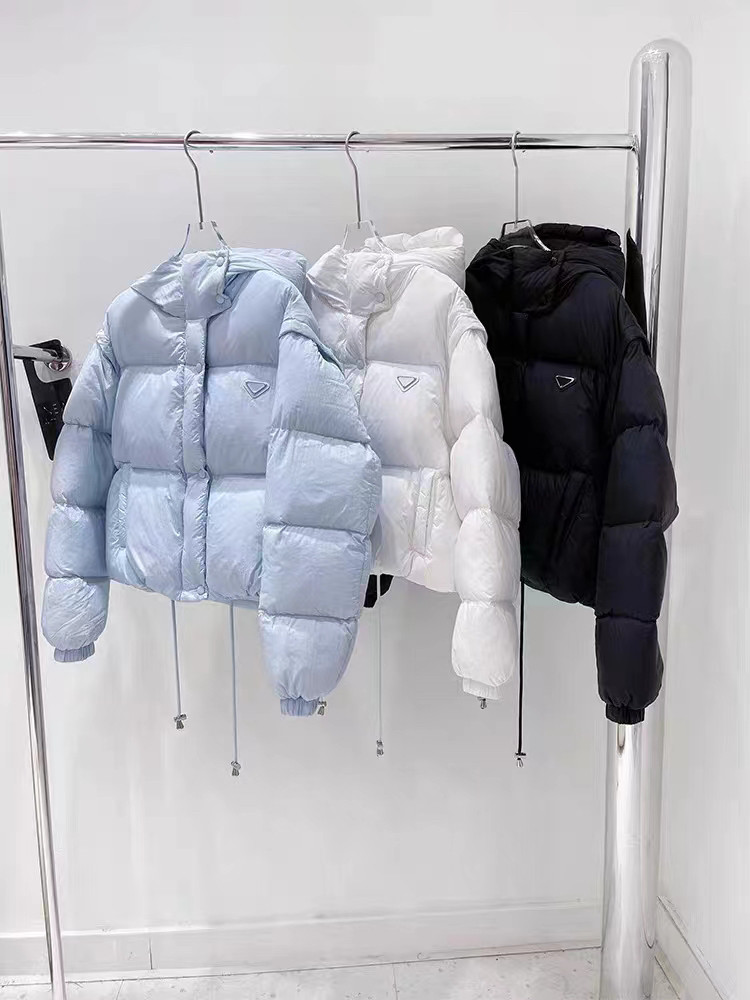 2024新款加厚羽绒服女网红同款连帽短款韩版宽松袖子可脱卸马甲