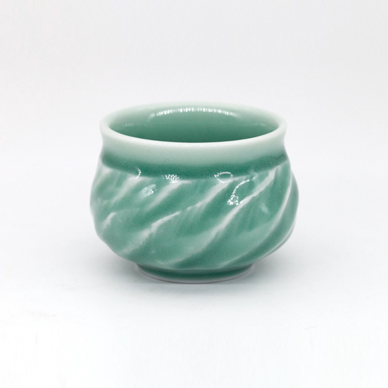 渌水山房 龙泉青瓷 毛丹阳大师作品 弟窑梅子青釉主人杯 丹阳小杯