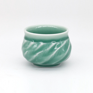 渌水山房 毛丹阳大师作品 弟窑梅子青釉主人杯 丹阳小杯 龙泉青瓷