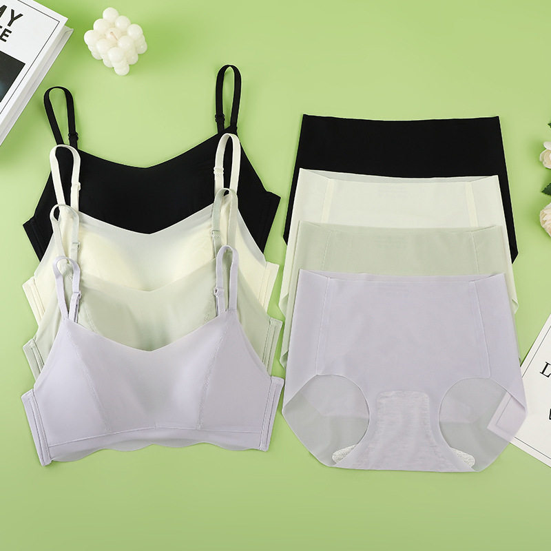 无钢圈性感交叉美背内衣套装软支撑防下垂收副乳小胸聚拢文胸套装