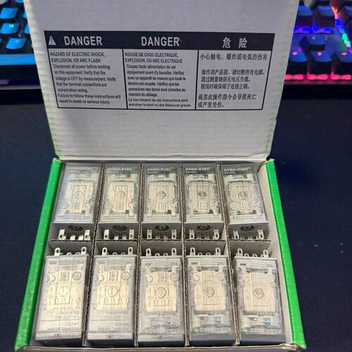 议价插拔式继电器RXM4LB2BDRXM42BDRXM22BD