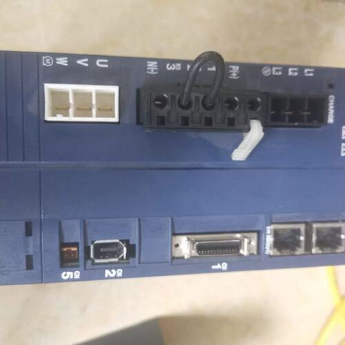 议价驱动器 RYH202F5-VV2 2000w功能正常