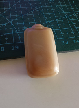 赣江黄蜡石天然精品小子料无事牌