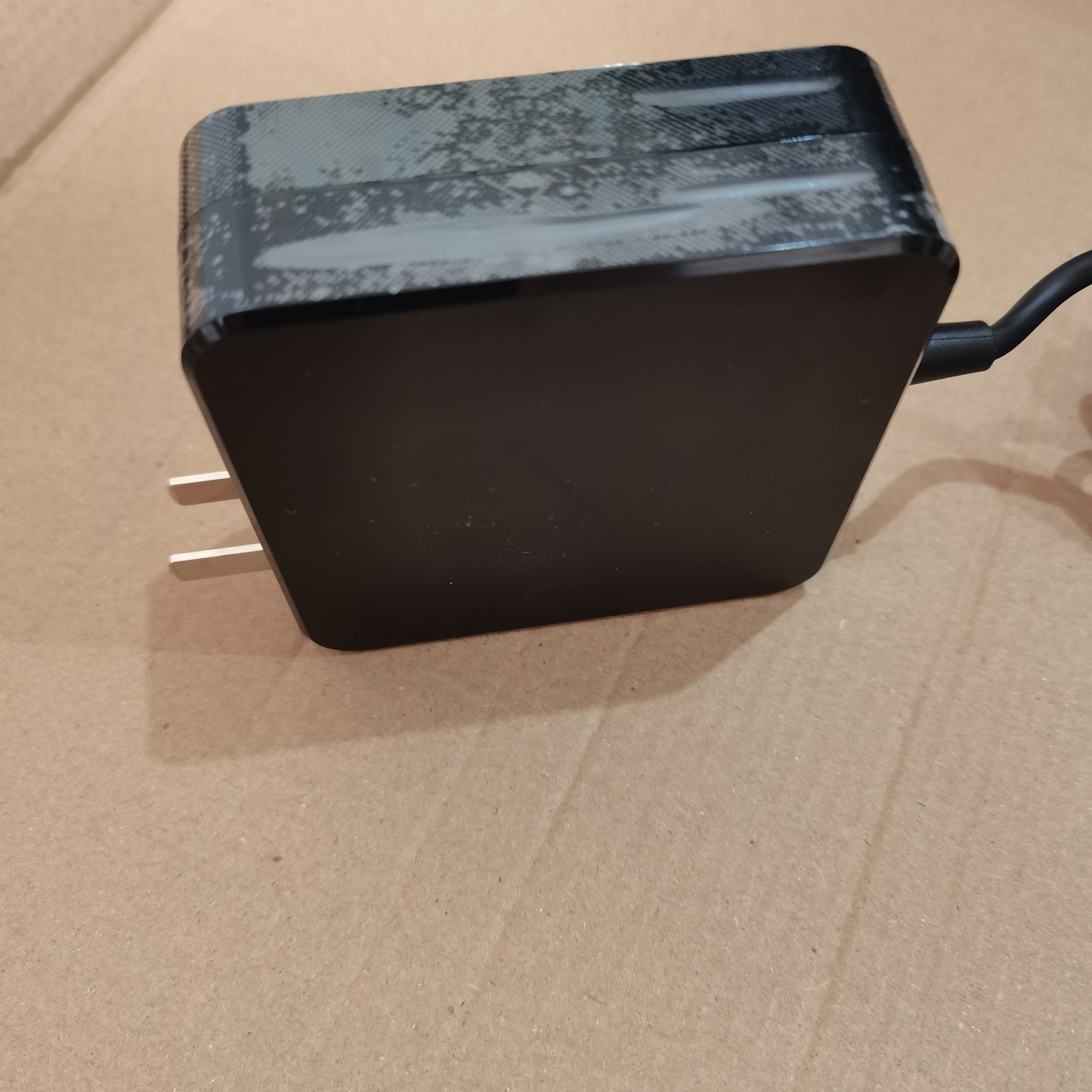 全新宏基acer暗影骑士掠夺者战斧笔记本19.5V11.8A电源适配器230W