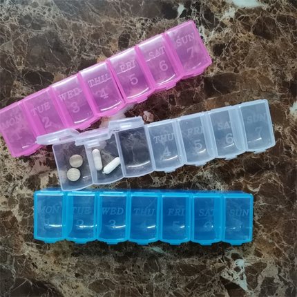 旅行便携新款7格透明塑料数字药盒独立盖星期七天便携药品收纳盒