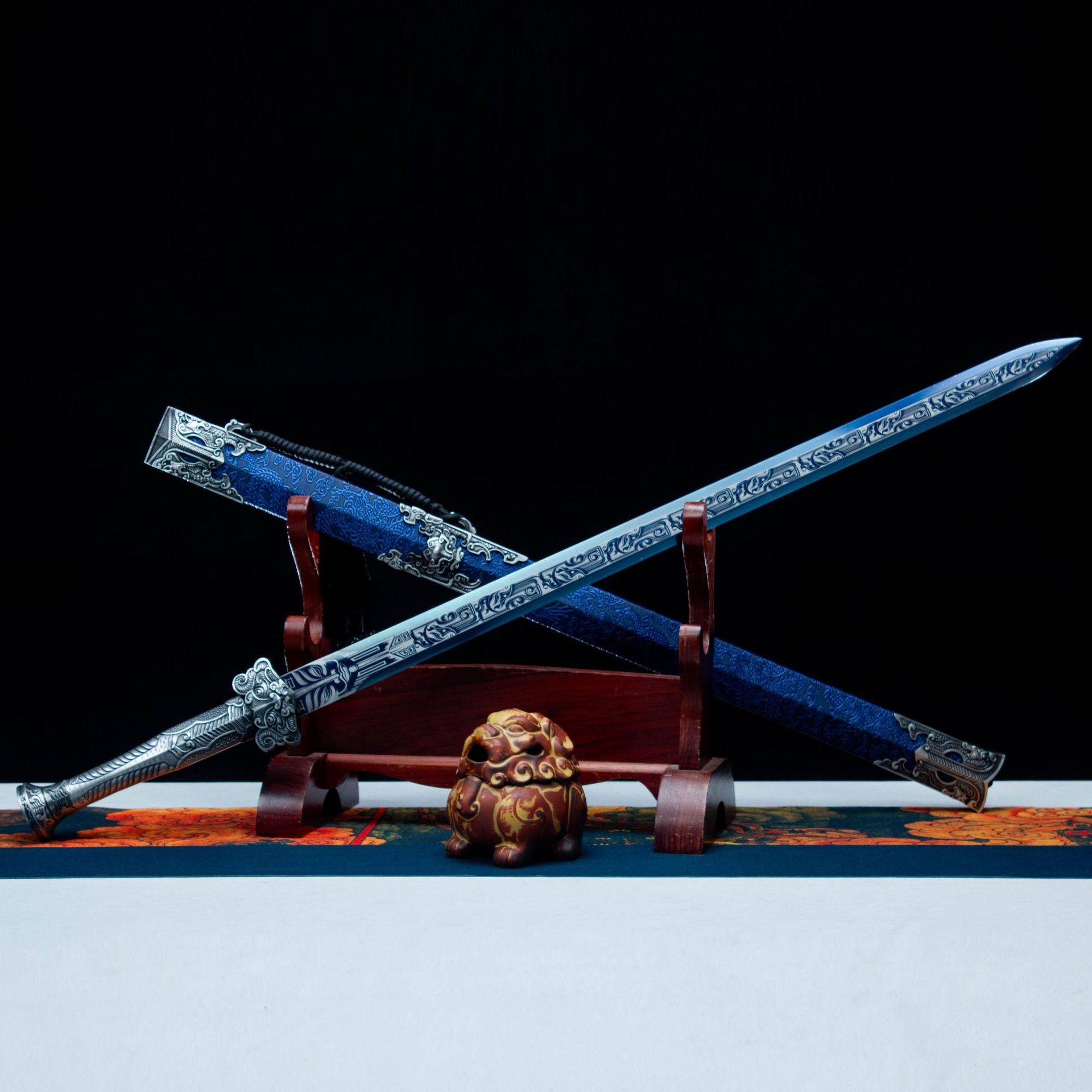 龙泉市刀剑高锰钢烤蓝一体秦汉剑六面春秋硬宝剑影视冷兵器未开刃,特色手工艺,剑袋,淘宝优惠券,粉丝福利购,淘宝优惠卷