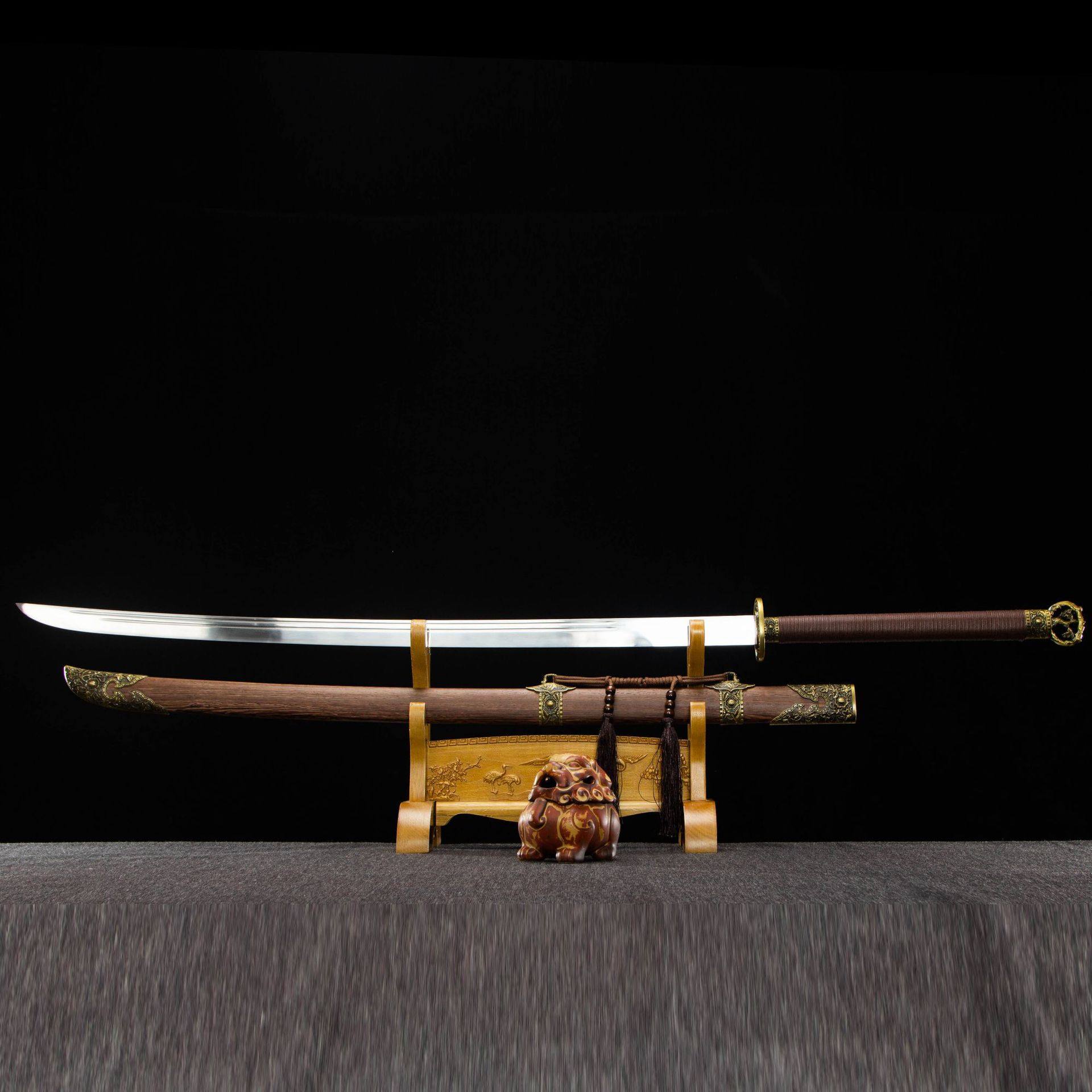 龙泉市刀剑手工锻打高锰钢双手戚家刀一体苗刀硬宝剑绣春刀未开刃,特色手工艺,剑袋,淘宝优惠券,粉丝福利购,淘宝优惠卷