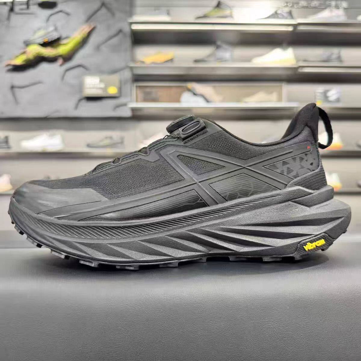 112615508A-1���ƻҡ��С� 35.5 ��̤ԽҰ��Ь��Ů�����˶�Ь�� 749Ԫ