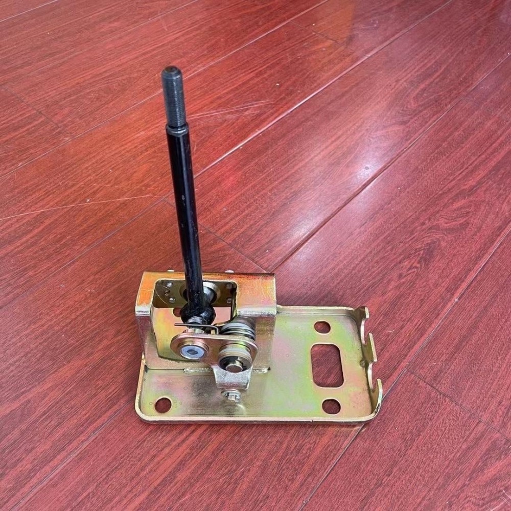 新源B75s/C75w轮挖挂挡操作杆总