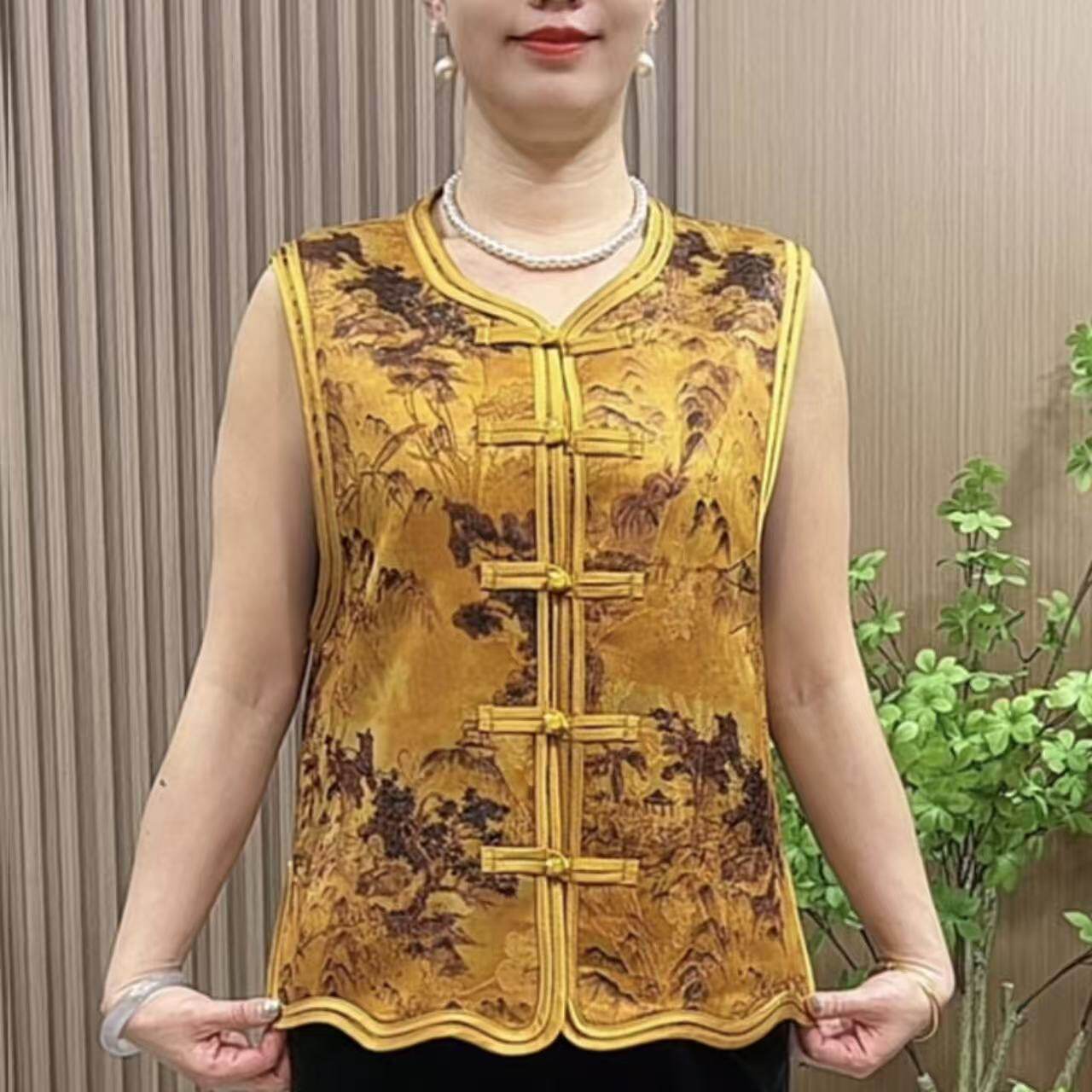 2596妈妈春装国风缎面马夹中老年女装新中式复古无袖中国风马甲