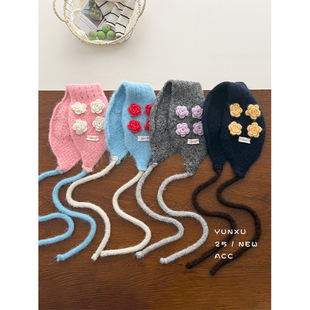 2025花朵兔毛针织护耳帽女秋冬麻花辫子雷锋帽复古下巴带毛球帽