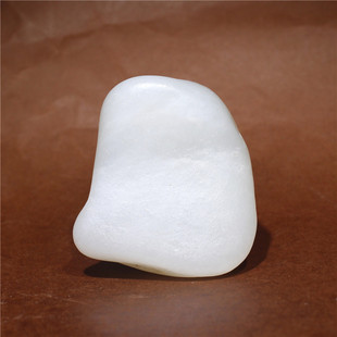 和田玉籽料原石新疆天然玉石山流水无修80克一级白雕刻作料包邮