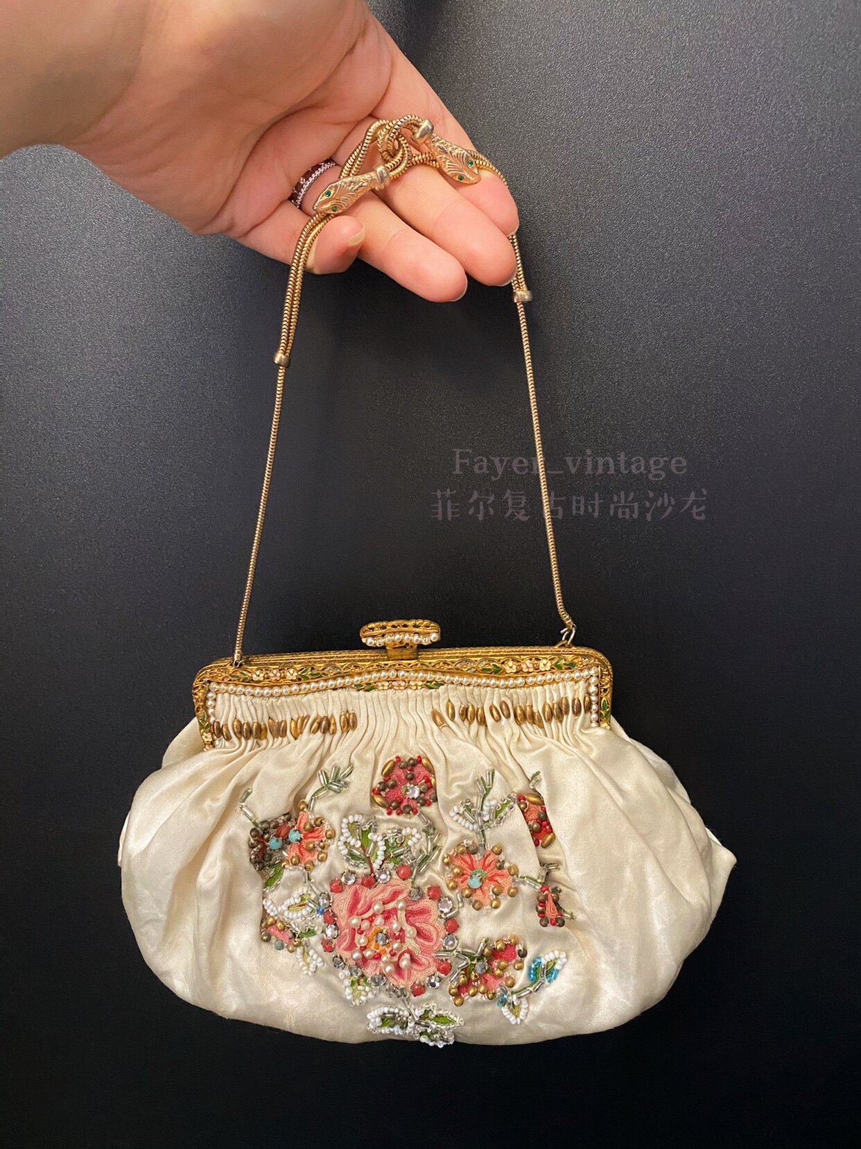 现货 西洋古董vintage法国双蛇缠绕丝绸串珠手包 孤品
