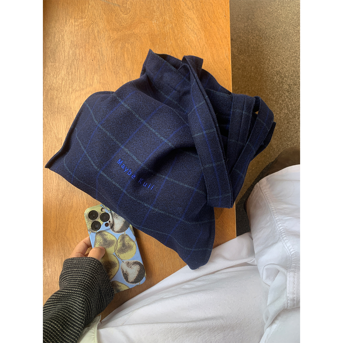 Maybekuii | 限定款 法兰绒藏蓝色格纹单肩布袋 #262