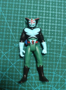 眼镜厂景品 东映 昭和 特摄英雄 蝴蝶超人 Barom 1 可动人偶手办