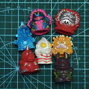 奥特曼怪兽雷德基拉斯嘎拉蒙贝劳克恩乌英达姆万代盒蛋指人指套