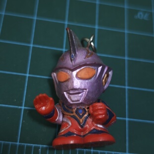 朝日三矢汽水食玩Q版挂件手机链杰斯提斯奥特曼金古桥促销现货