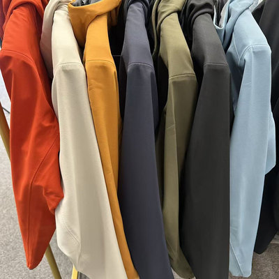 高品质软壳冲锋衣男女式户外服装