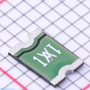 贴片自恢复PTC保险丝SMD 1812 1.1A 8V 丝印1X1 MINISMDC110F-2