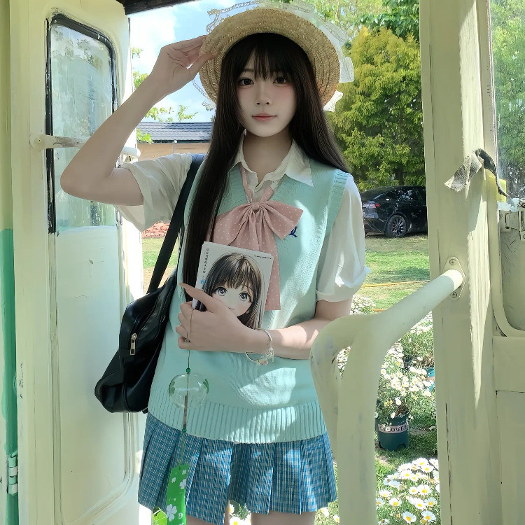 jk制服刺绣针织马甲女款2026新款甜美毛衣背心叠穿衬衫松蓝裙套装