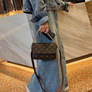 原创设计女2025新款优草坊女包百搭链条包手拿信封包单肩斜挎小包