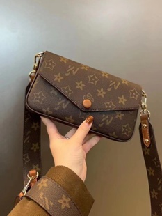 优草坊新款奢侈品牌女包2025三合一链条包真皮信封包单肩斜挎小包