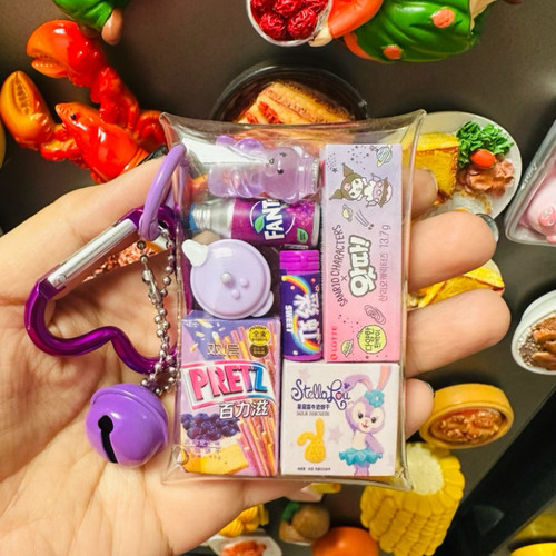 微缩小鼻嘎娃包食玩扭蛋包书包挂件钥匙扣手机挂饰包包可爱趣味