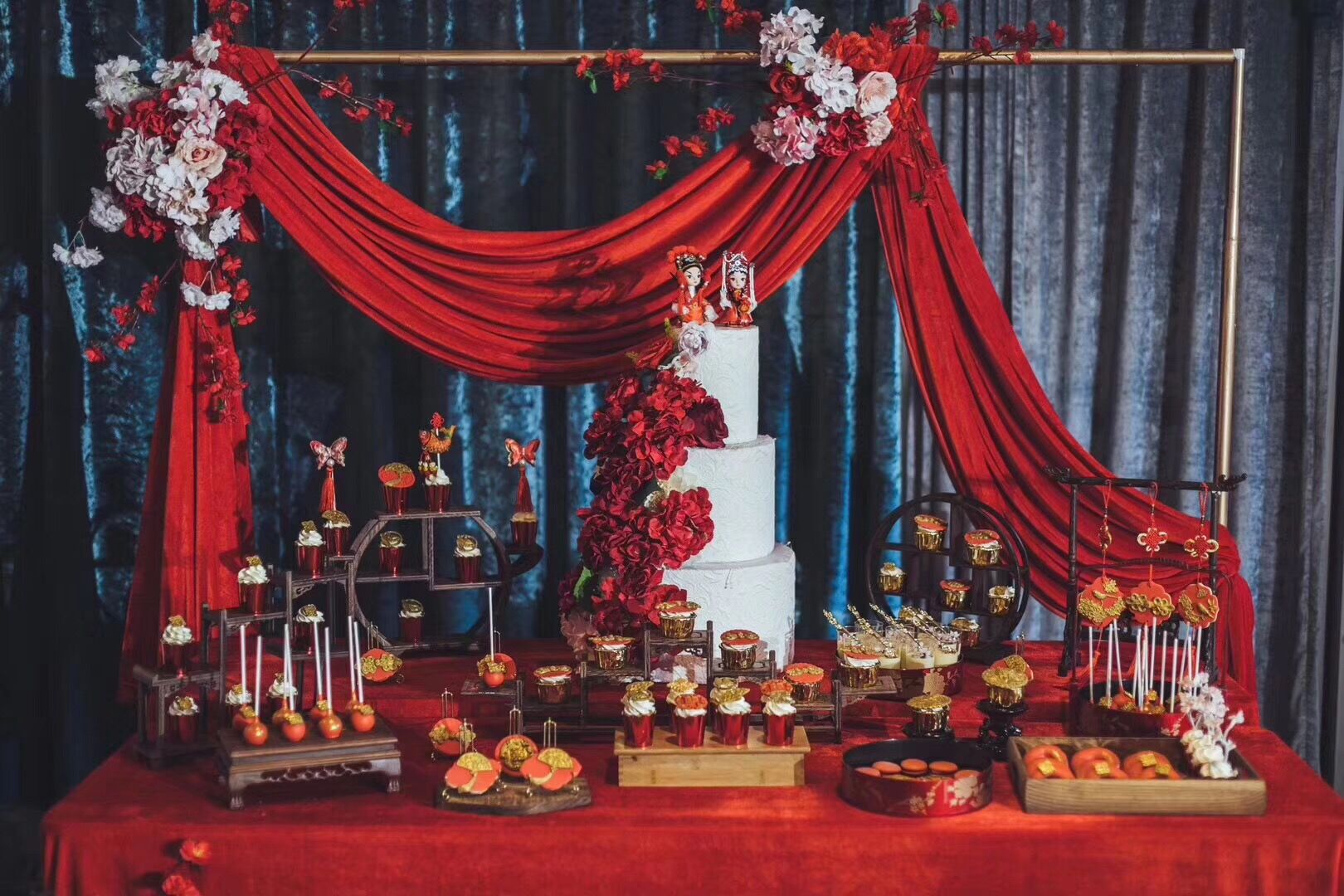 中国风中式婚礼甜品台饼干挂架子纸杯蛋糕底座家具摆件凳子椅子