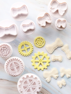 蝴蝶结塑料弹簧压模 齿轮蝴蝶结蛋糕装饰弹簧压模 造型塑料模具