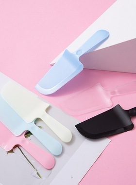 一次性蛋糕刀生日切刀塑料月饼刀叉蛋糕托刀独立装锯齿切刀黑色