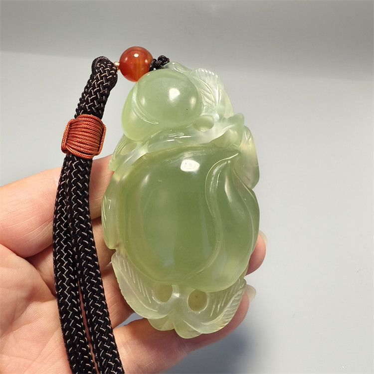 天然玉石岫玉岫岩玉手把件手玩件精雕裸石原石手把石 福寿如意 桃