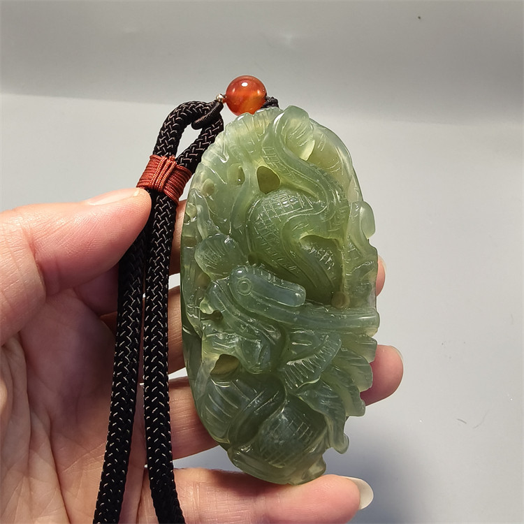天然玉石岫玉岫岩玉手把件手玩件精雕裸石原石手把石 龙腾盛世 龙