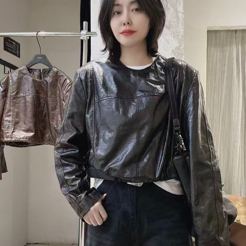 欧洲站牛皮2025早春新款时尚百搭圆领拉链口袋短款真皮气质外套潮
