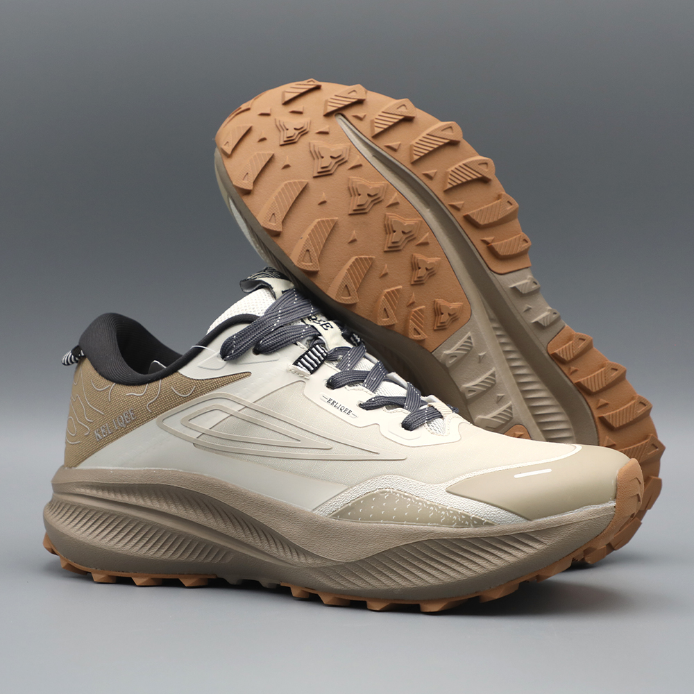 戶外防滑輕便越野跑鞋