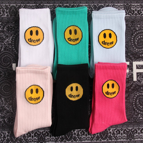 街头中筒袜比伯同款