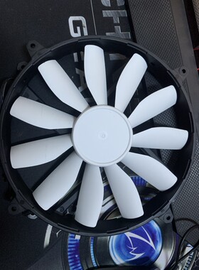 恩杰 NZXT 20厘米散热风扇 20cm机箱风扇 20030机箱风扇 洪流风扇