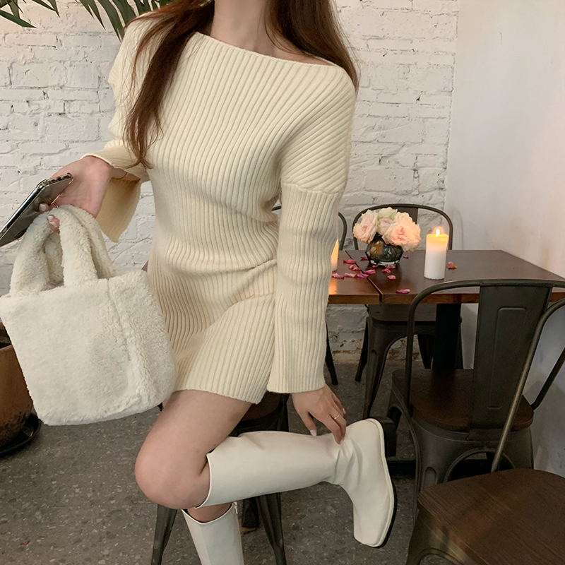 Real shooting temperament: slim waist, slim fit, buttock wrapped long sleeve dress, thickened and bottomed knitted skirt