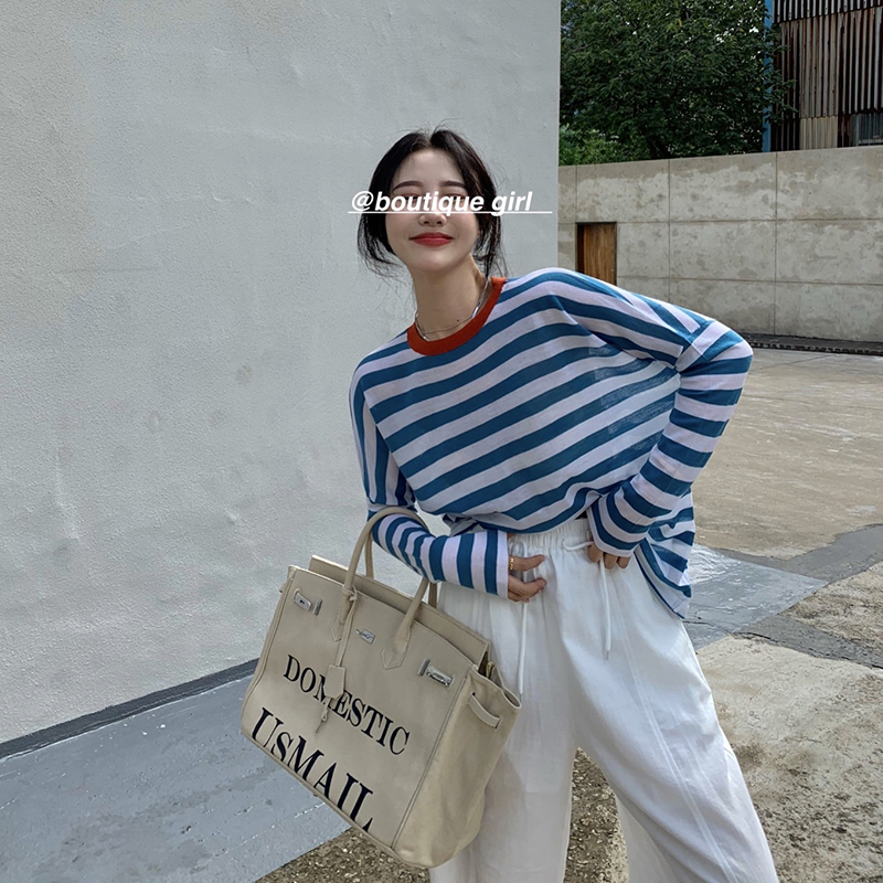 Real shot ultra thin stripe contrast color knitted top with bottom layer